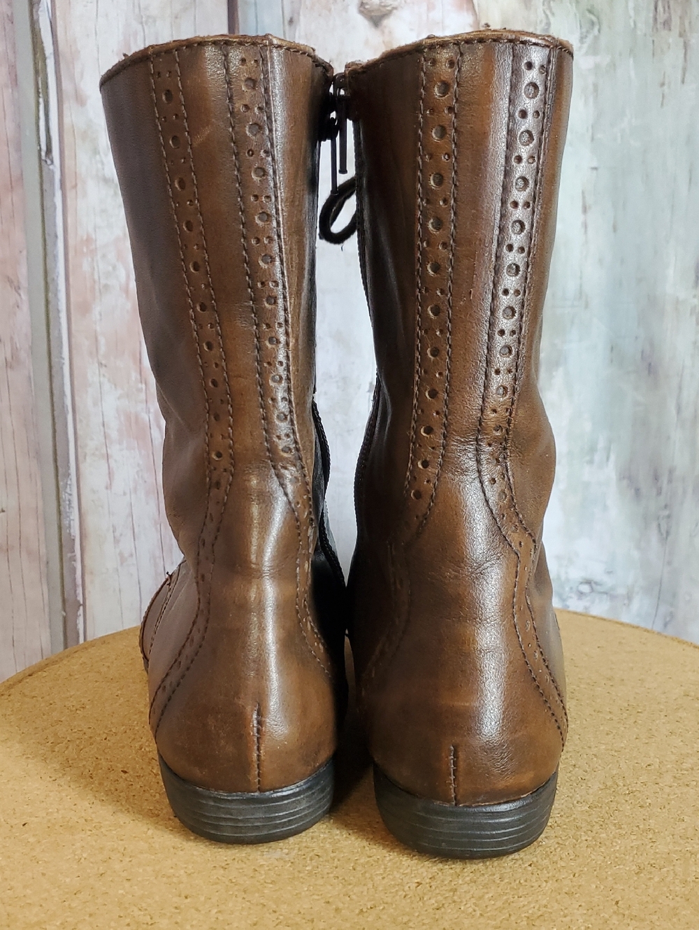 Born Mid Calf Boots 9 Brown Leather Wingtip Leonis Brogue Oxford - Picture 3 of 10